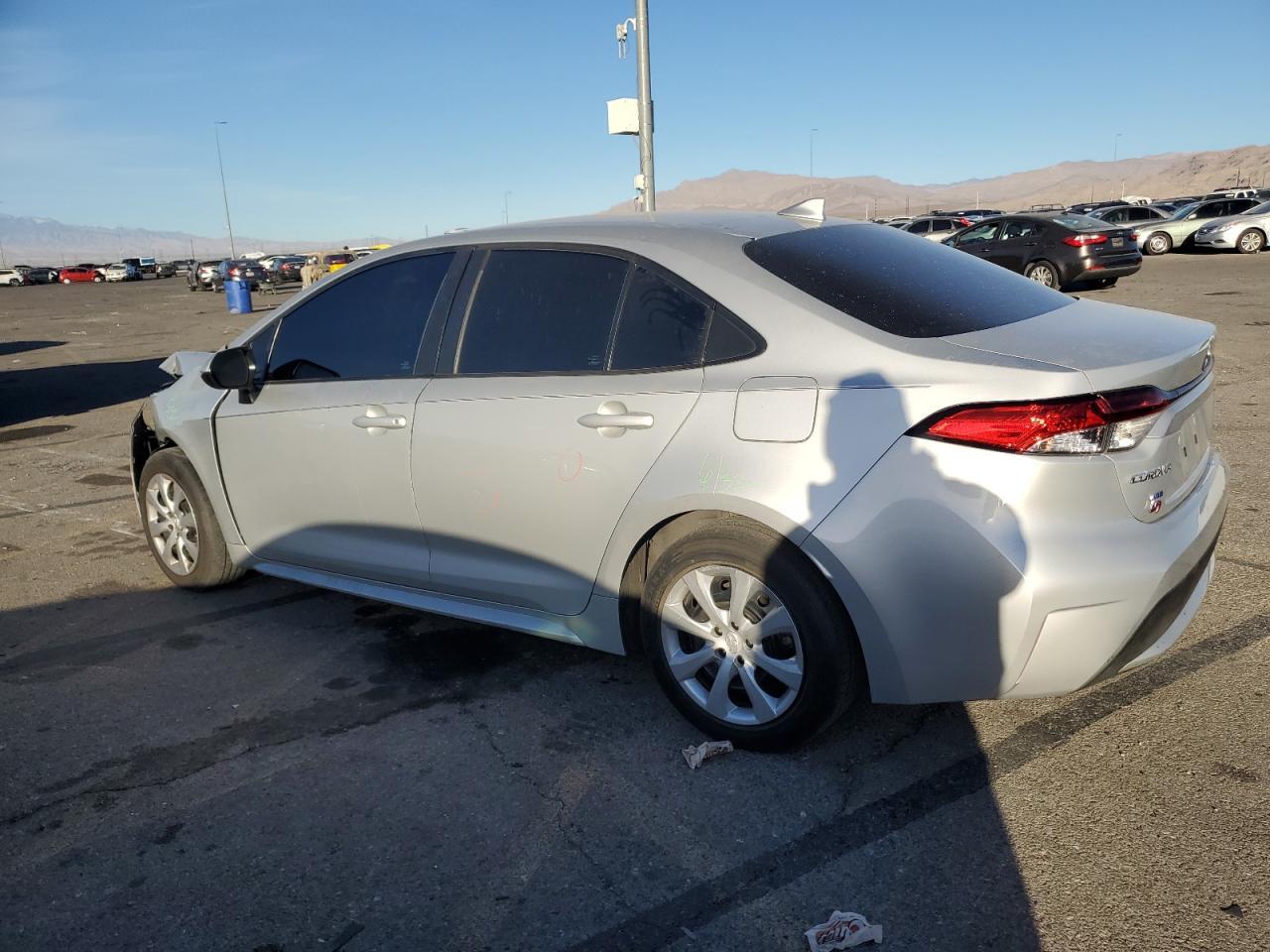 2020 TOYOTA COROLLA LE - Image 2