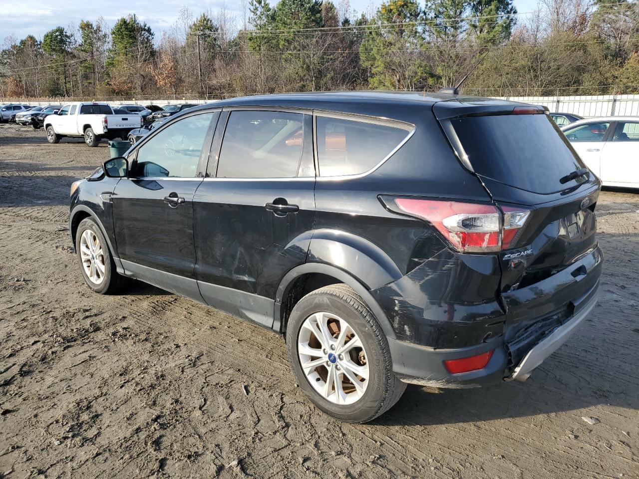2017 FORD ESCAPE SE - Фото 2