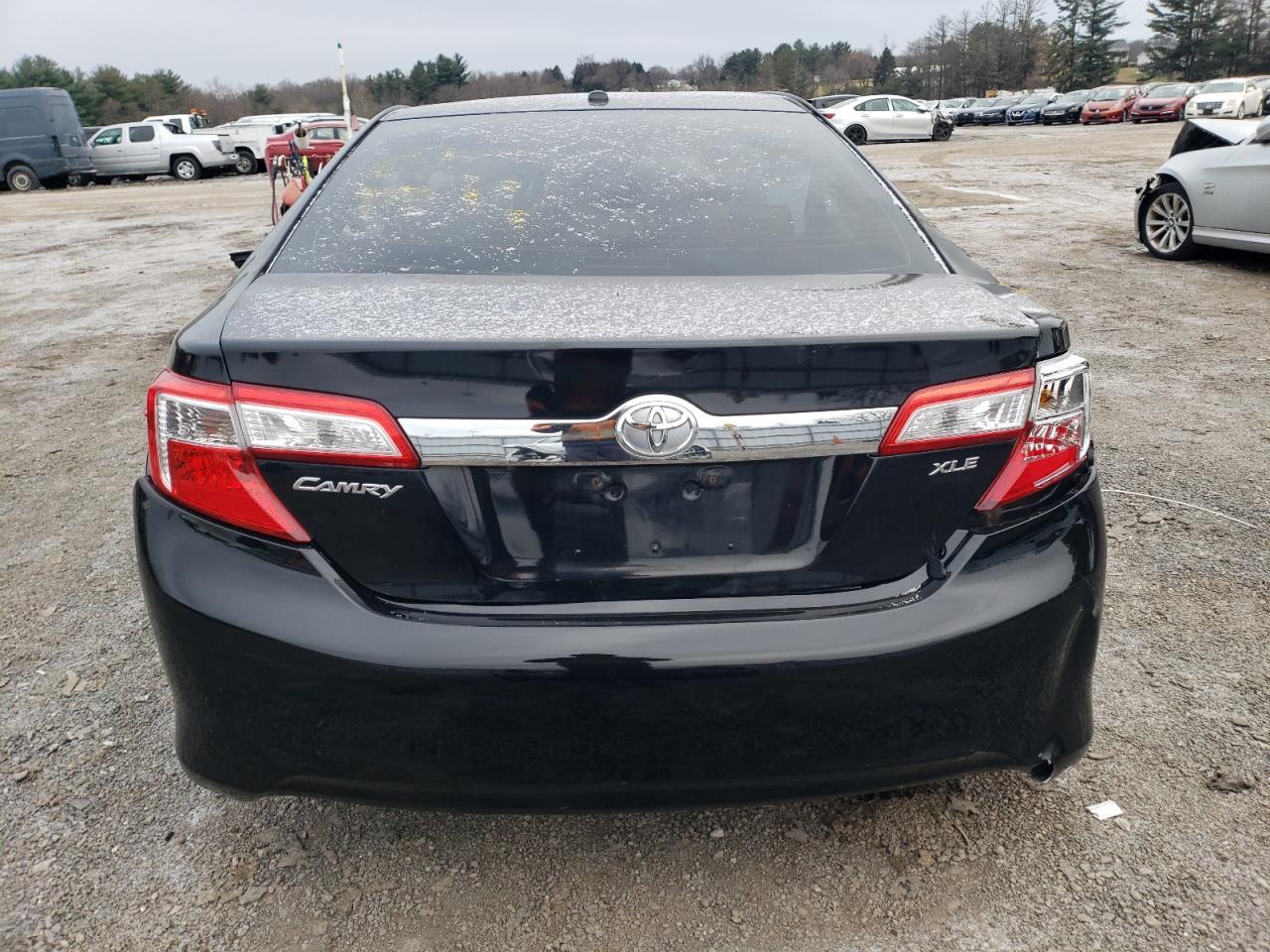 2014 TOYOTA CAMRY L - Image 6