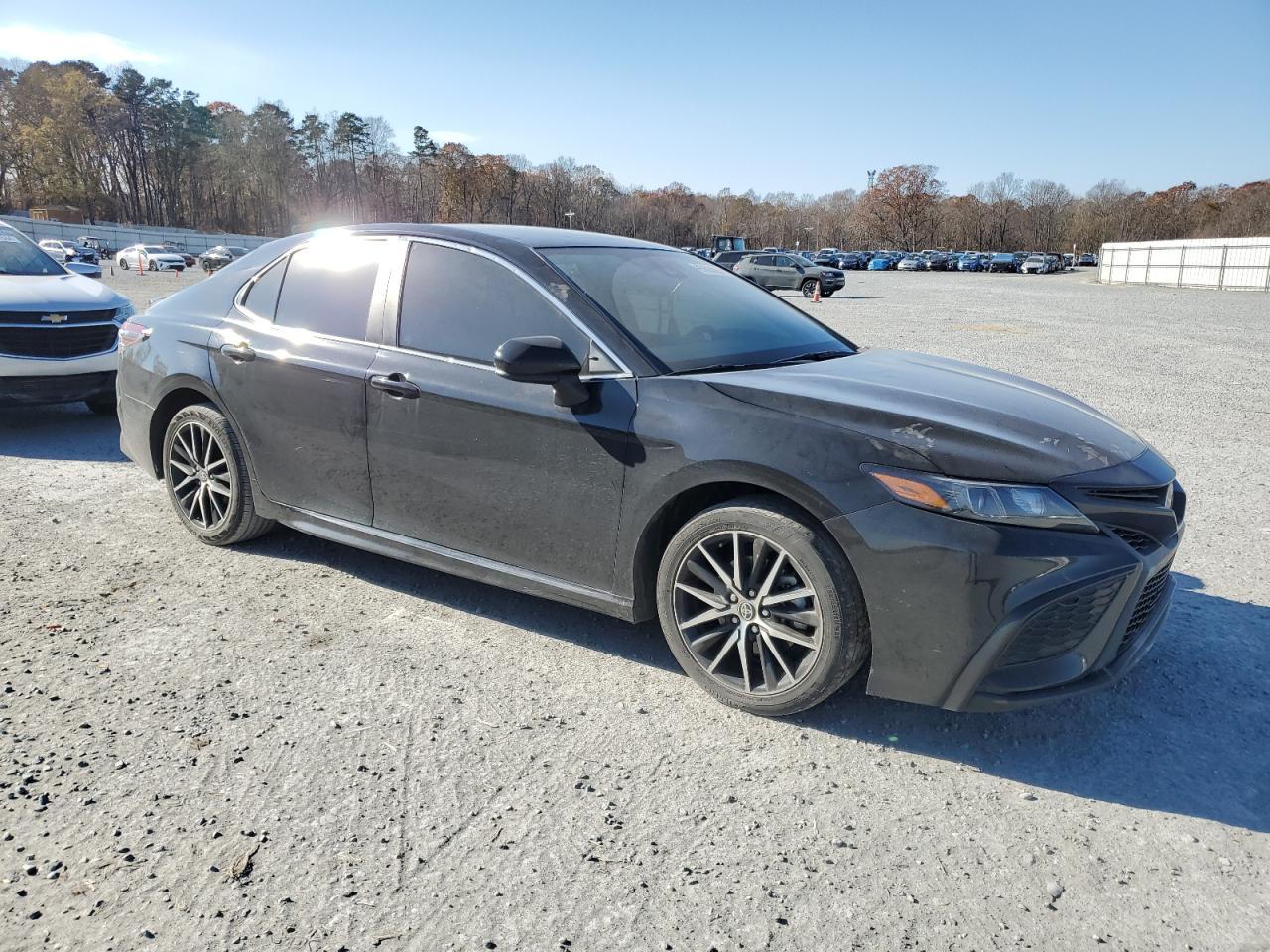 2021 TOYOTA CAMRY SE - Image 4