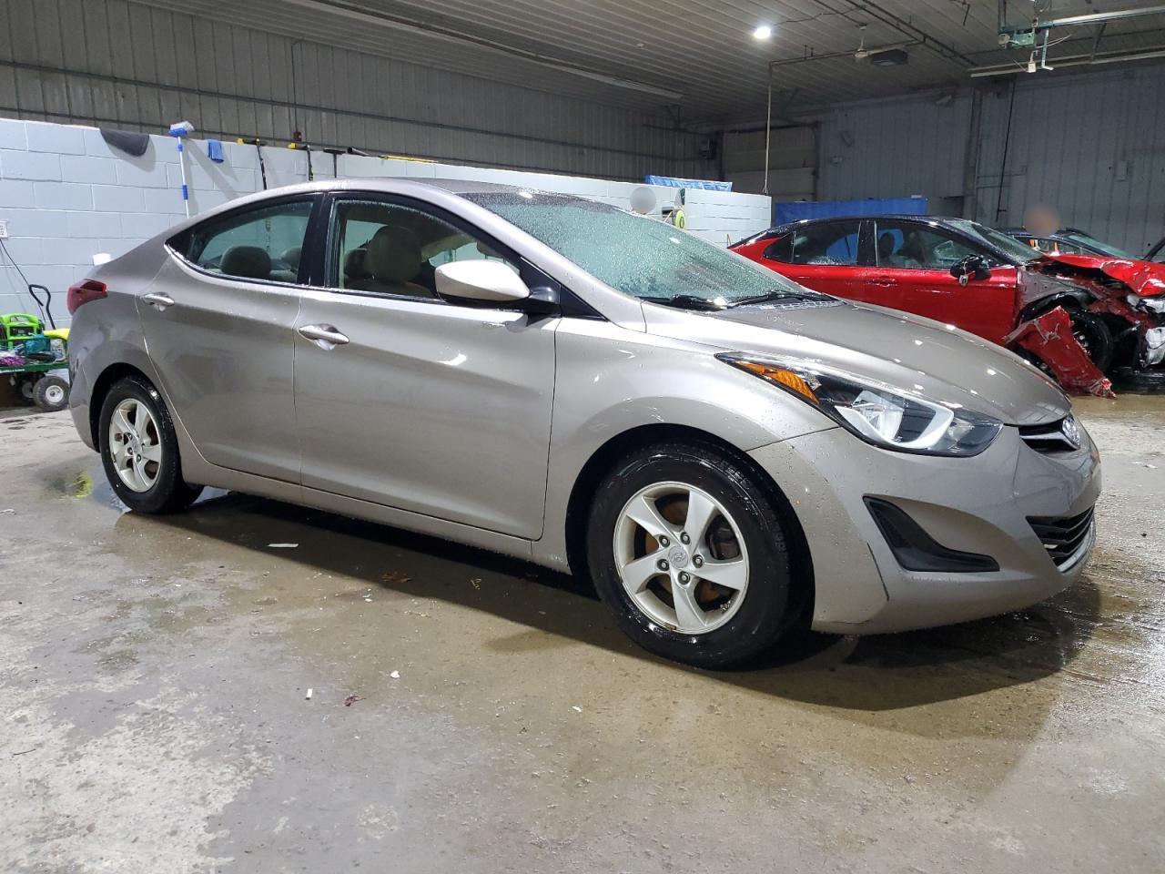 2015 HYUNDAI ELANTRA SE - Фото 4