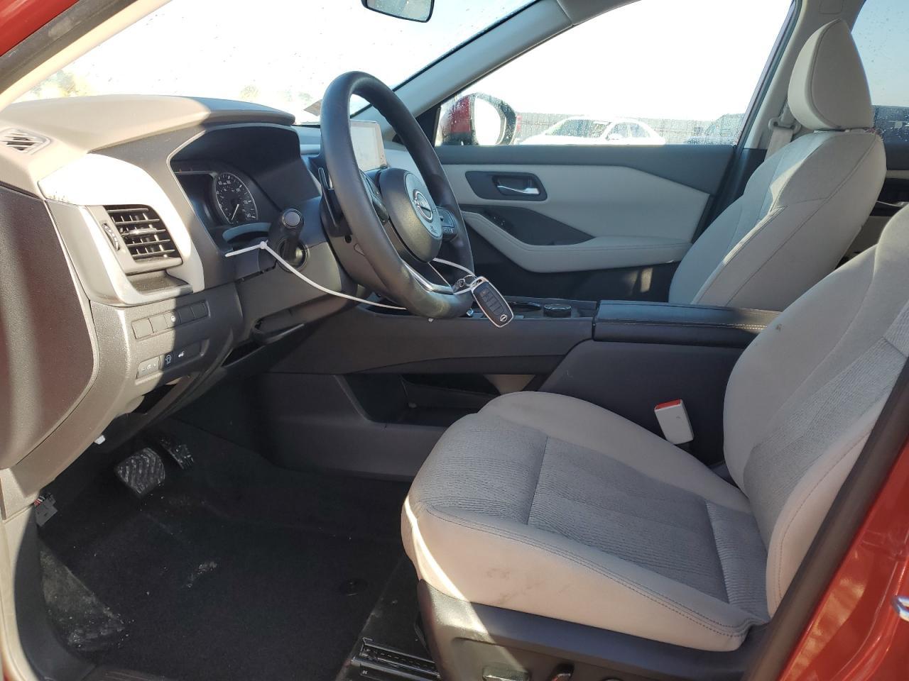2024 NISSAN ROGUE SV - Image 7
