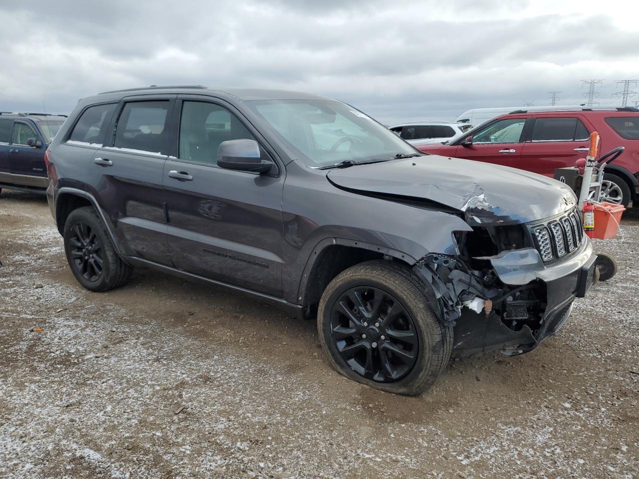 2018 JEEP GRAND CHER - Image 4