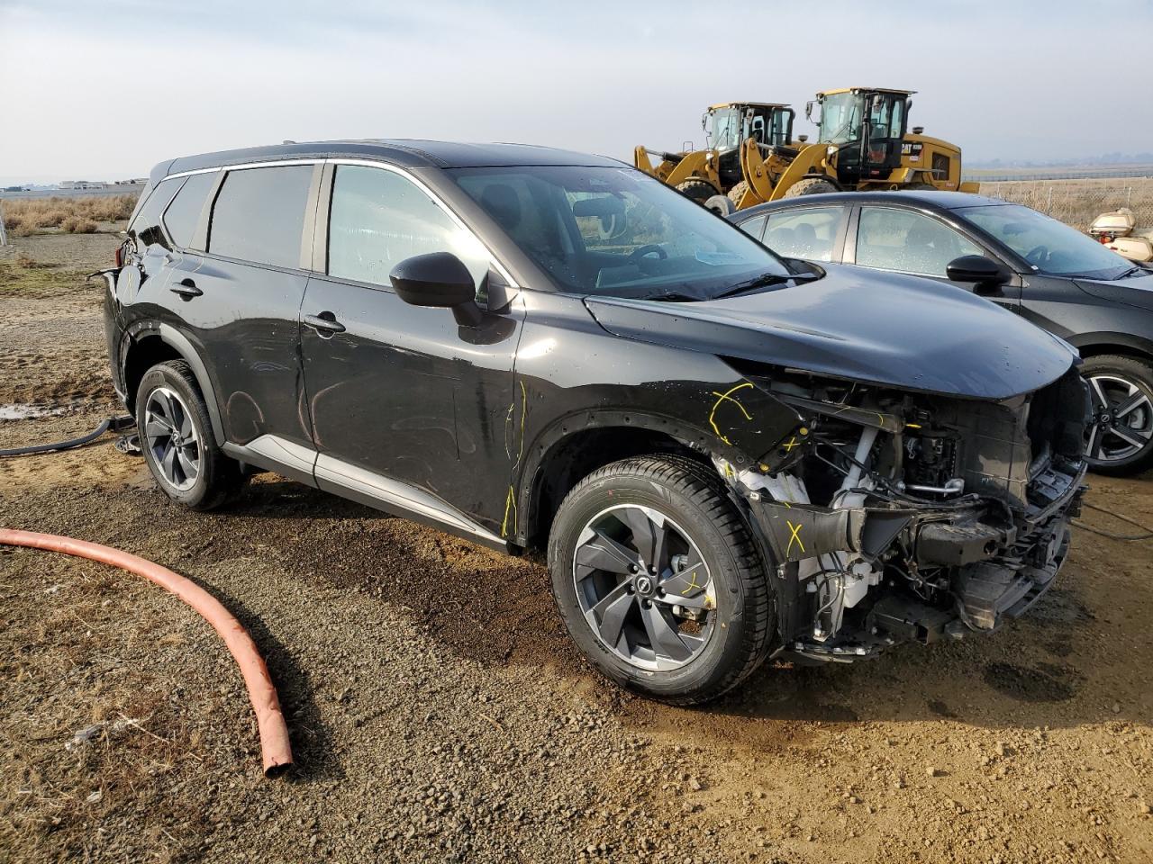 2024 NISSAN ROGUE SV - Image 4