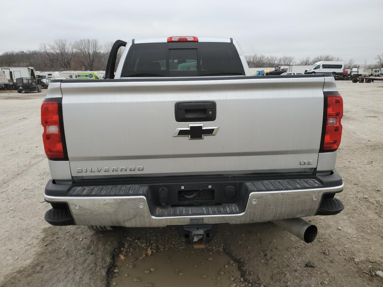 2018 CHEVROLET SILVERADO - Фото 6