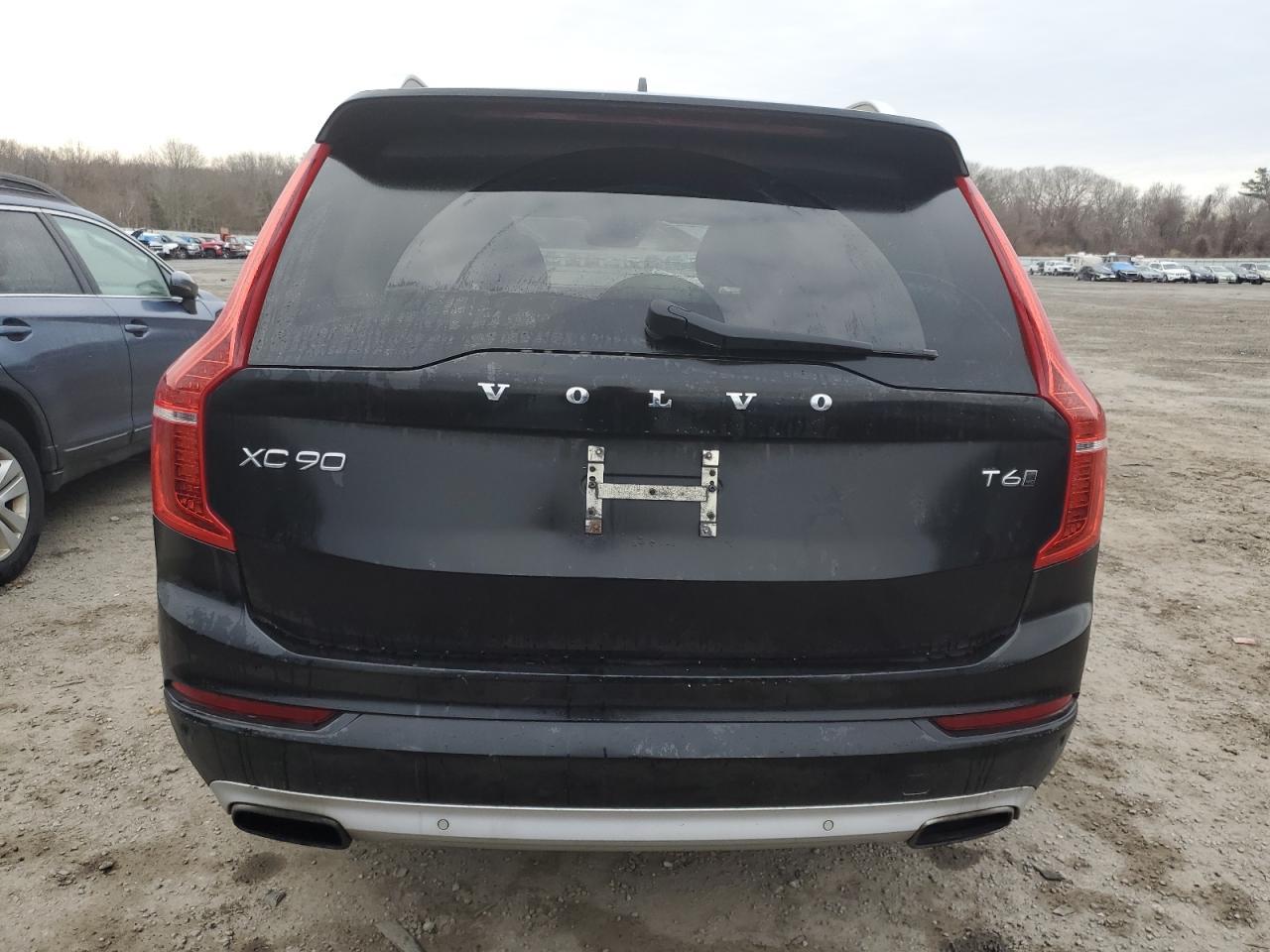2016 VOLVO XC90 T6 - Image 6