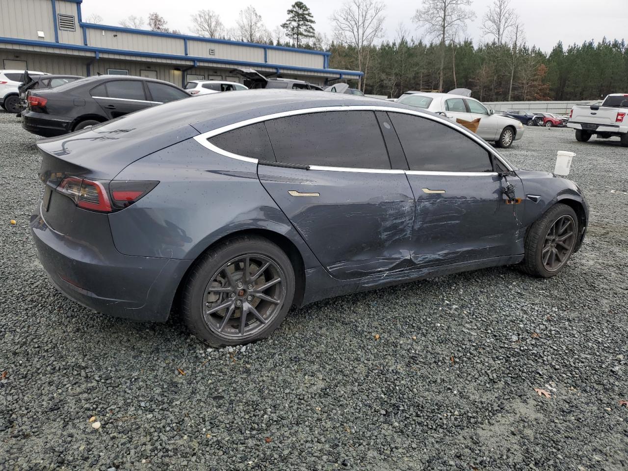 2019 TESLA MODEL 3 - Image 3