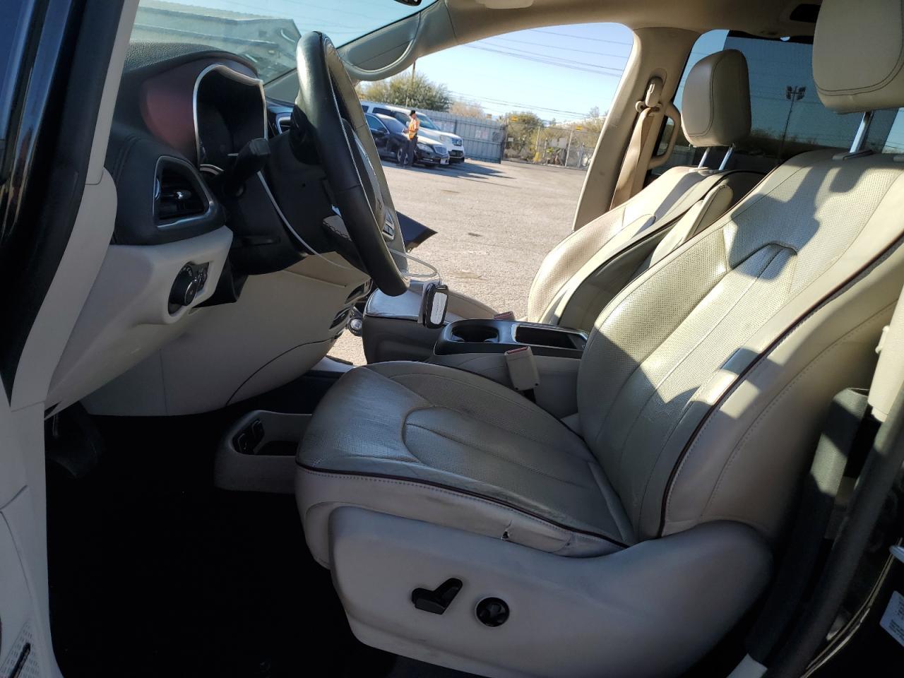2017 CHRYSLER PACIFICA L - Image 7