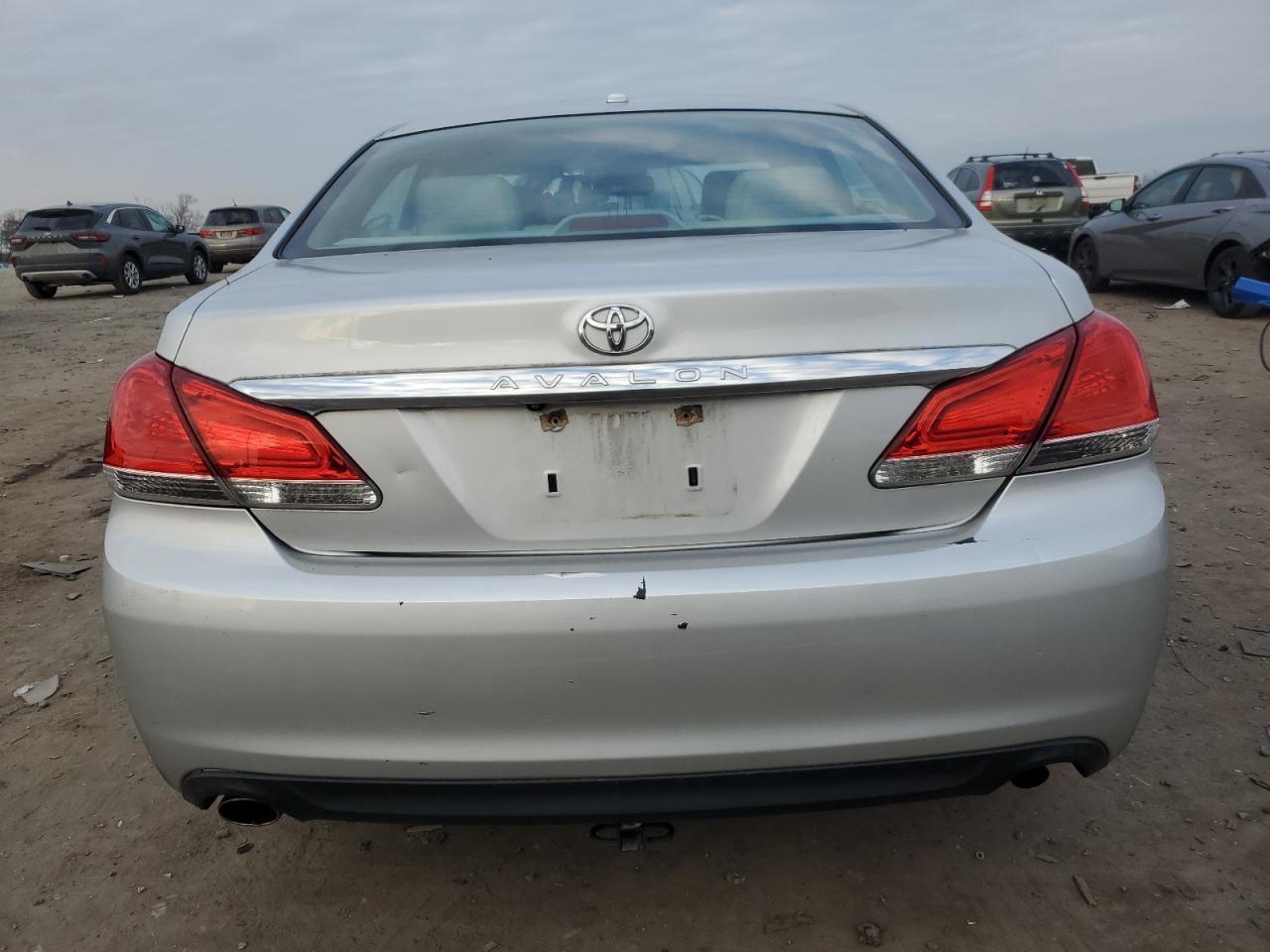 2011 TOYOTA AVALON BAS - Фото 6