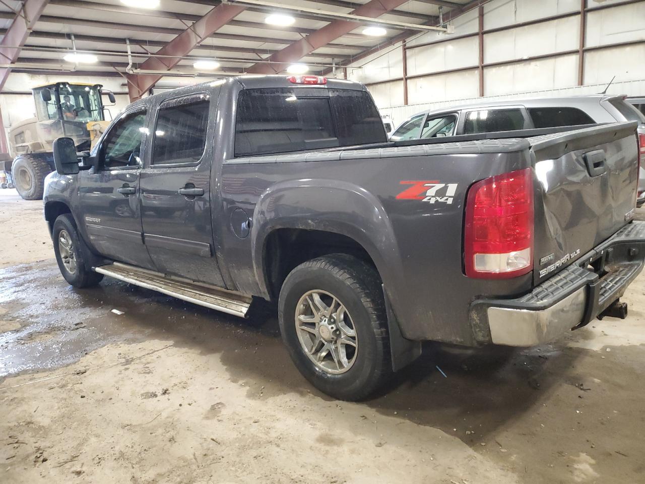 2011 GMC SIERRA K15 - Image 2