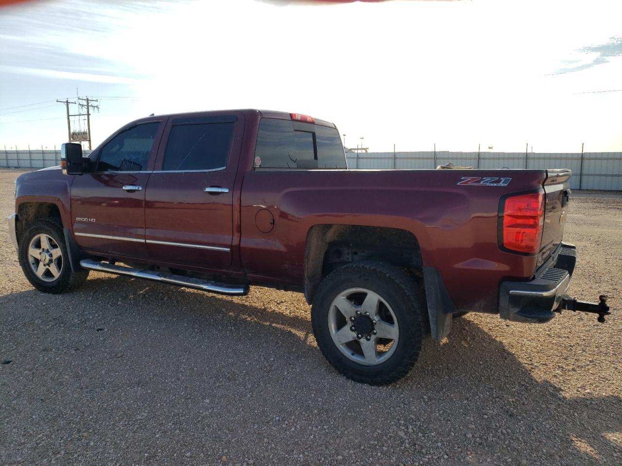 2015 CHEVROLET SILVERADO - Image 2