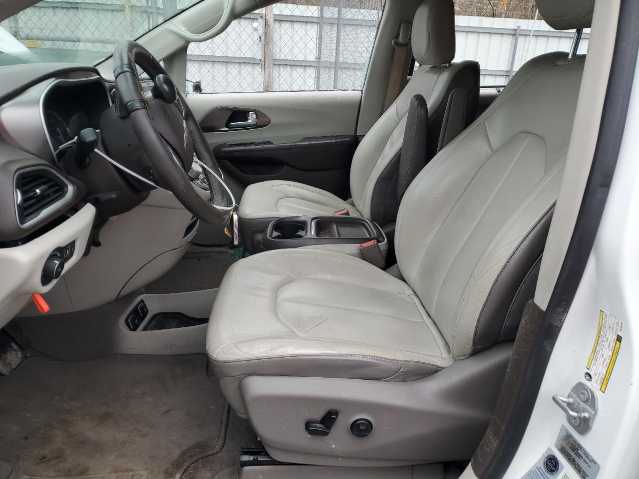 2017 CHRYSLER PACIFICA T - Фото 7