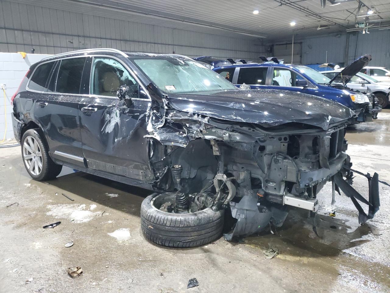 2019 VOLVO XC90 T6 IN - Image 4