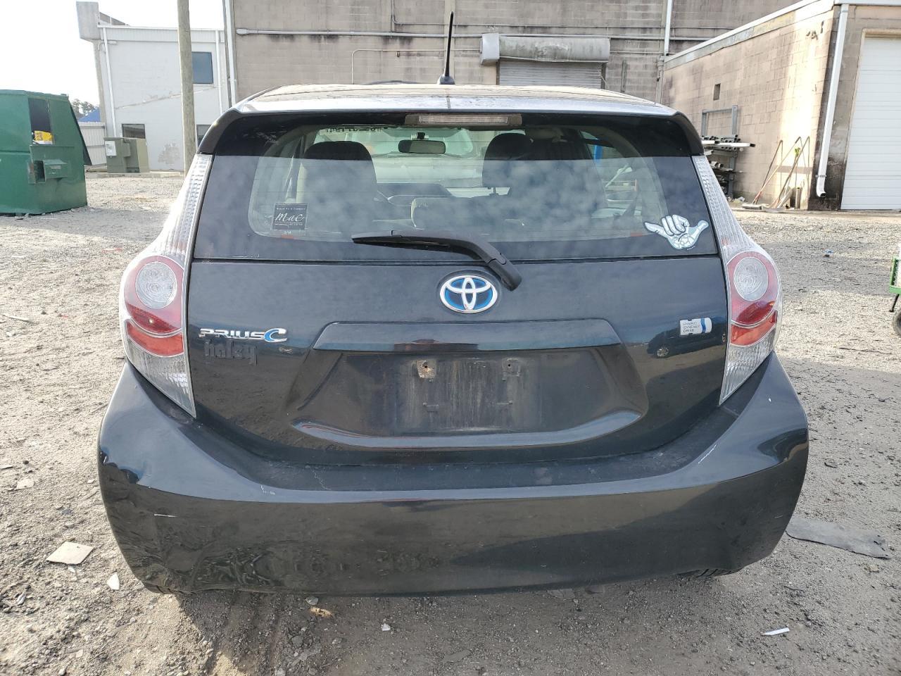 2013 TOYOTA PRIUS C - Фото 6