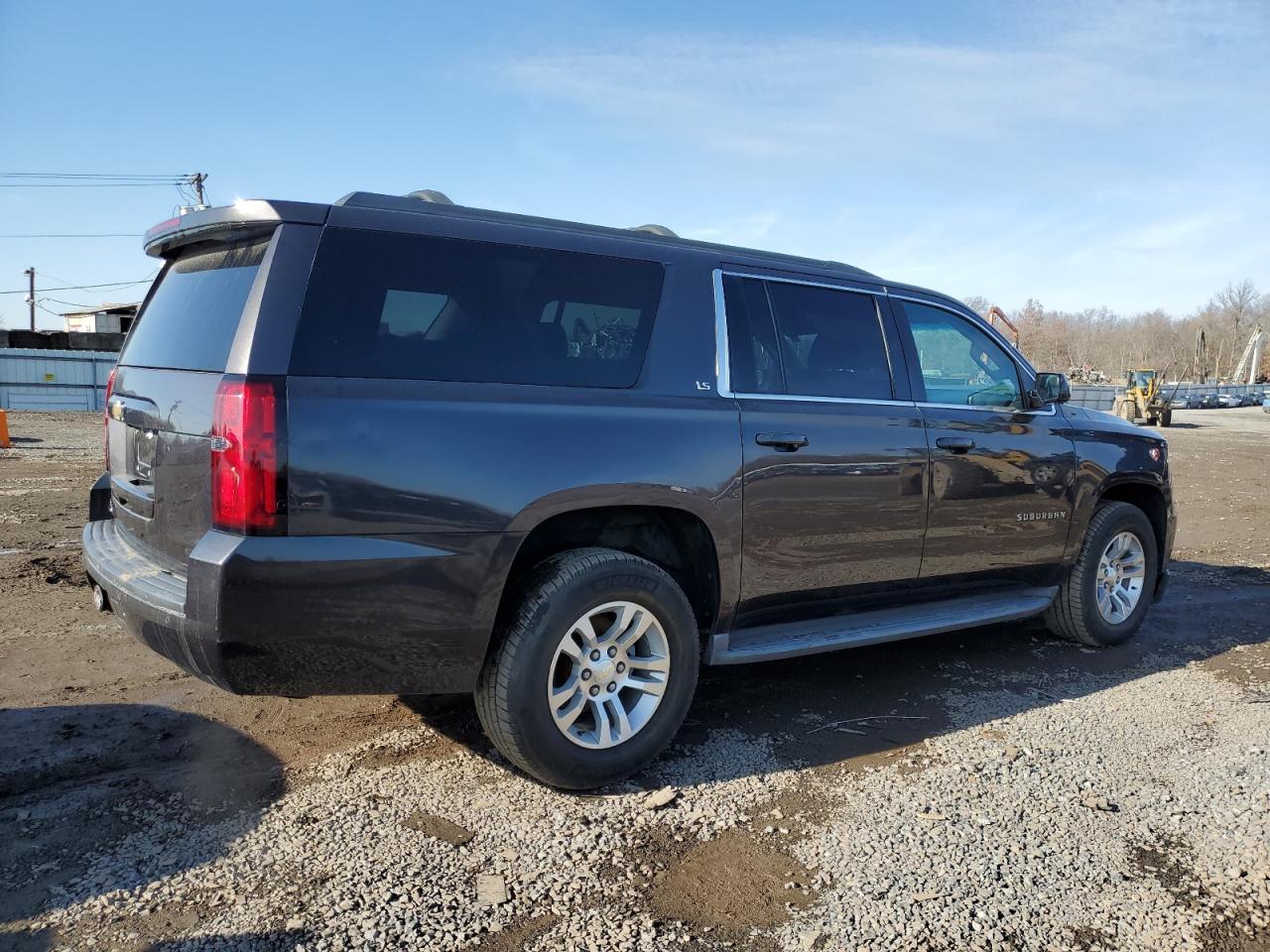 2015 CHEVROLET SUBURBAN C - Фото 3