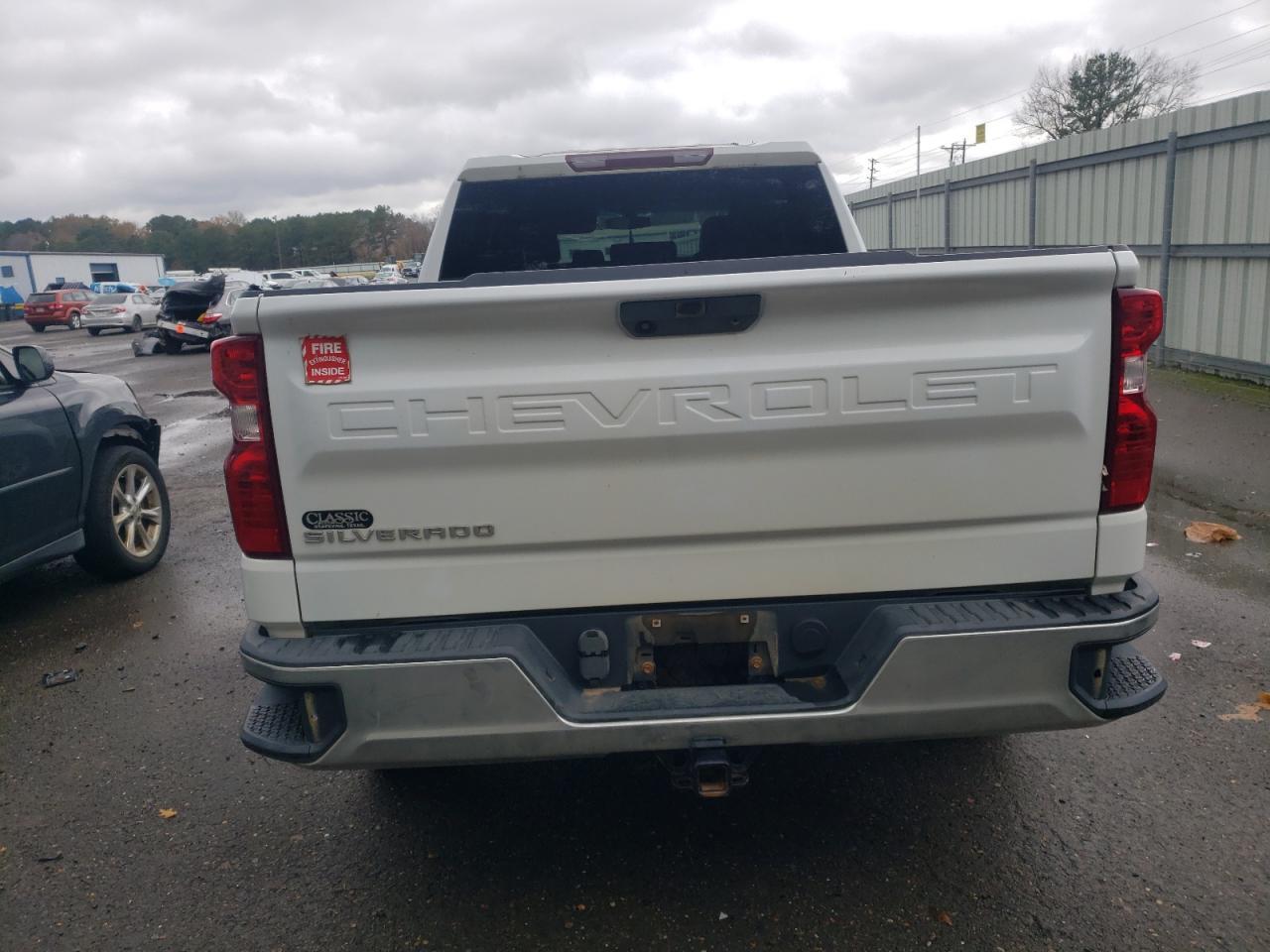 2019 CHEVROLET SILVERADO - Фото 6