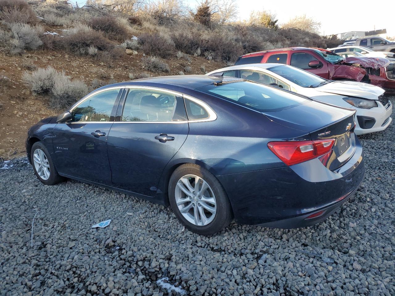 2017 CHEVROLET MALIBU LT - Image 2