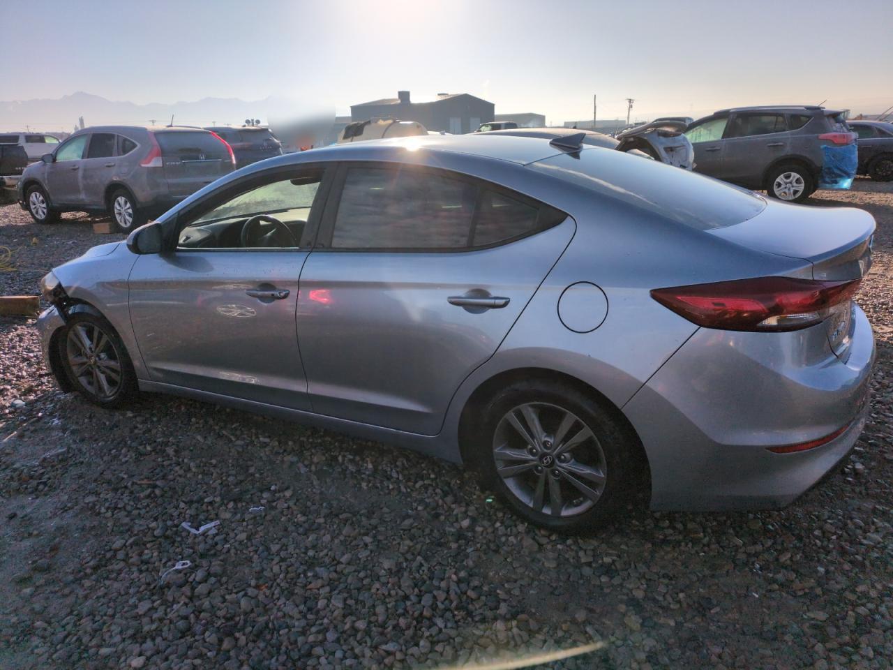 2017 HYUNDAI ELANTRA SE - Image 2