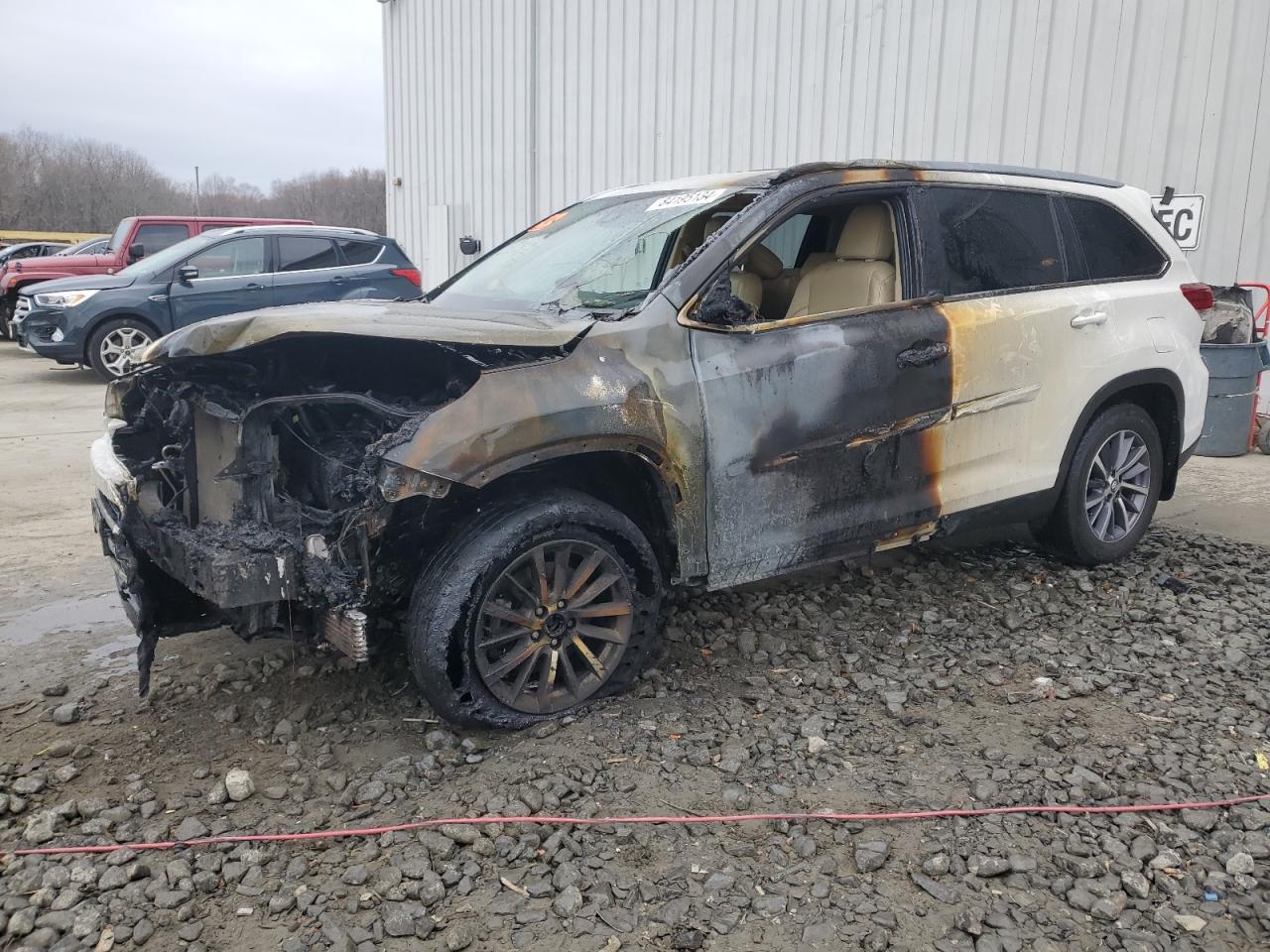 2019 TOYOTA HIGHLANDER