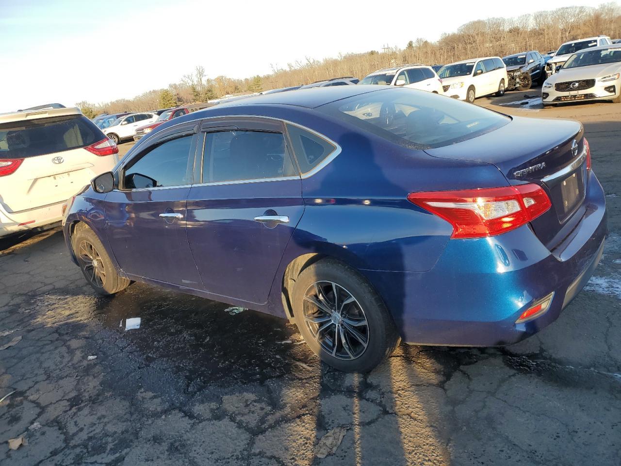 2017 NISSAN SENTRA S - Фото 2