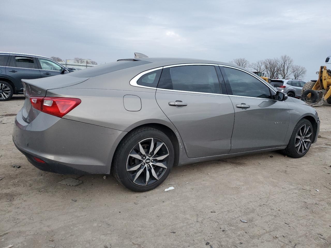 2017 CHEVROLET MALIBU LT - Фото 3