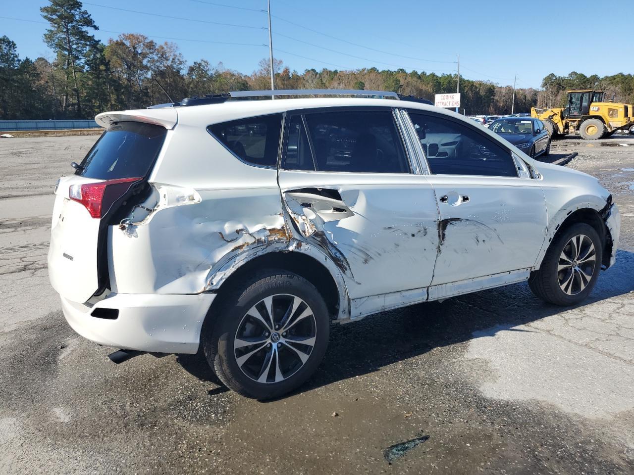2015 TOYOTA RAV4 LIMIT - Фото 3