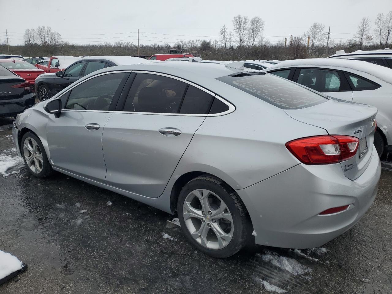 2017 CHEVROLET CRUZE PREM - Image 2