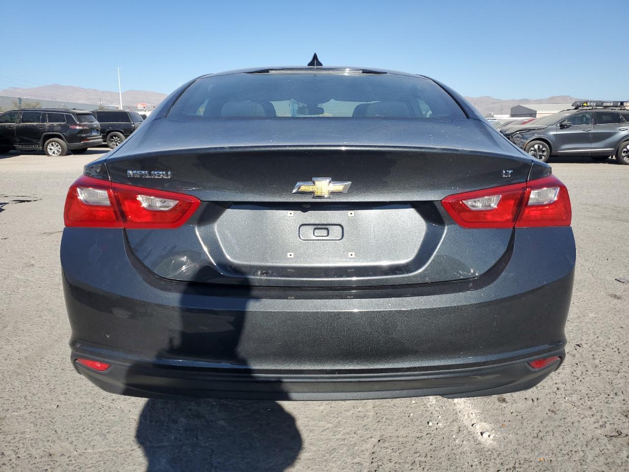 2017 CHEVROLET MALIBU LT - Image 6