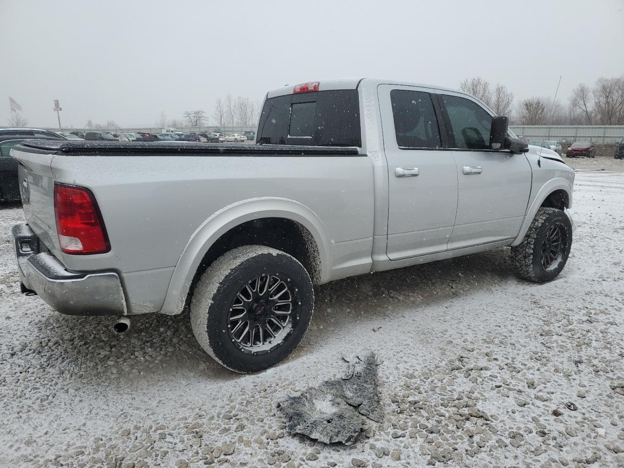 2015 RAM 1500 SLT - Image 3