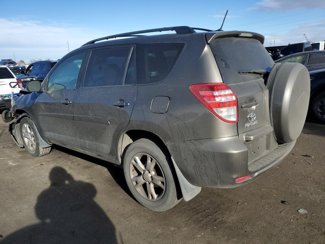 2011 TOYOTA RAV4 - Image 2