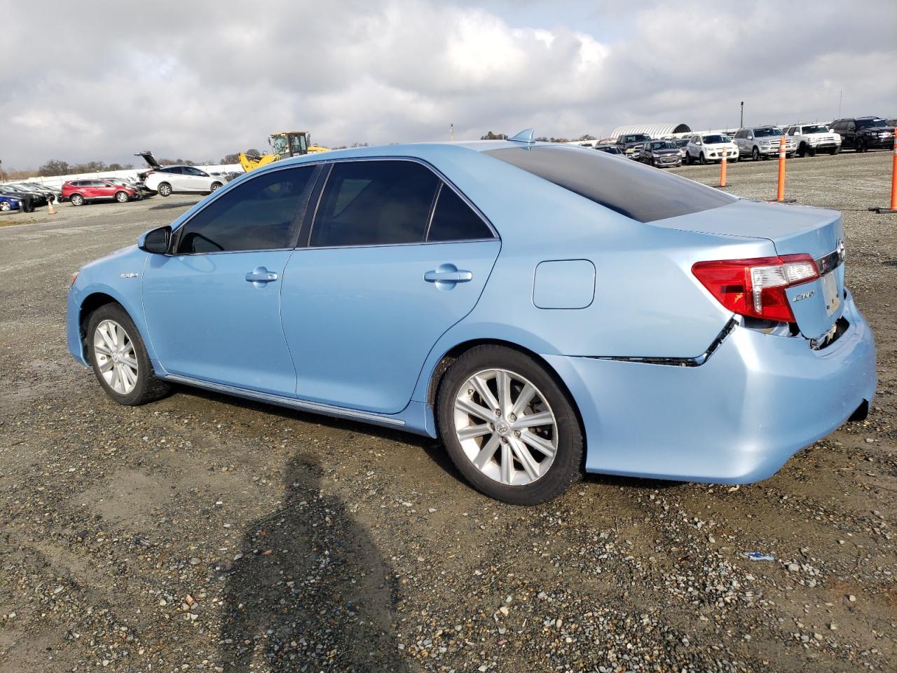 2012 TOYOTA CAMRY HYBR - Фото 2