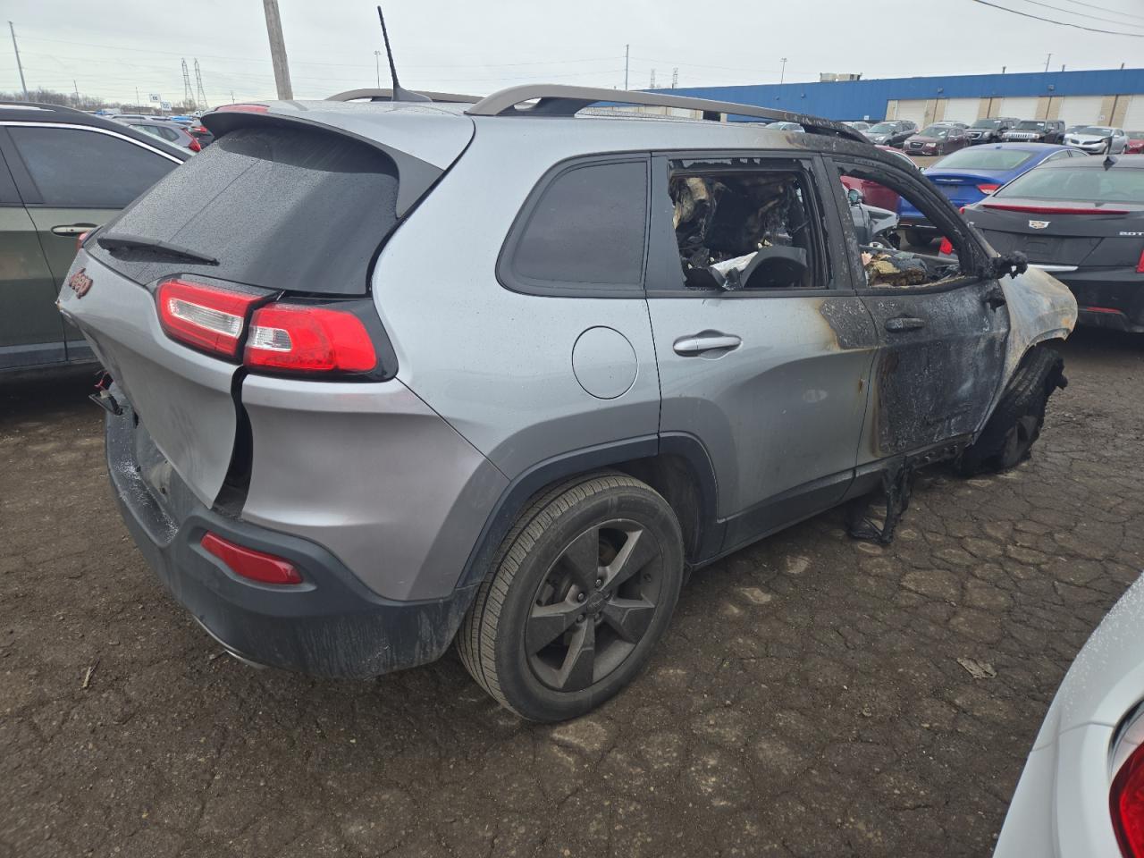 2017 JEEP CHEROKEE L - Фото 3