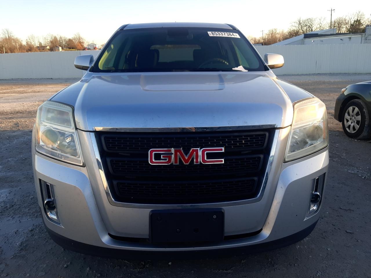 2013 GMC TERRAIN SL - Image 5