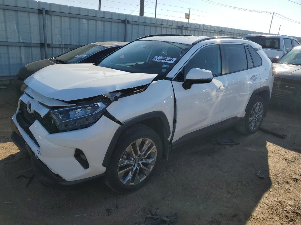 2019 TOYOTA RAV4 XLE P