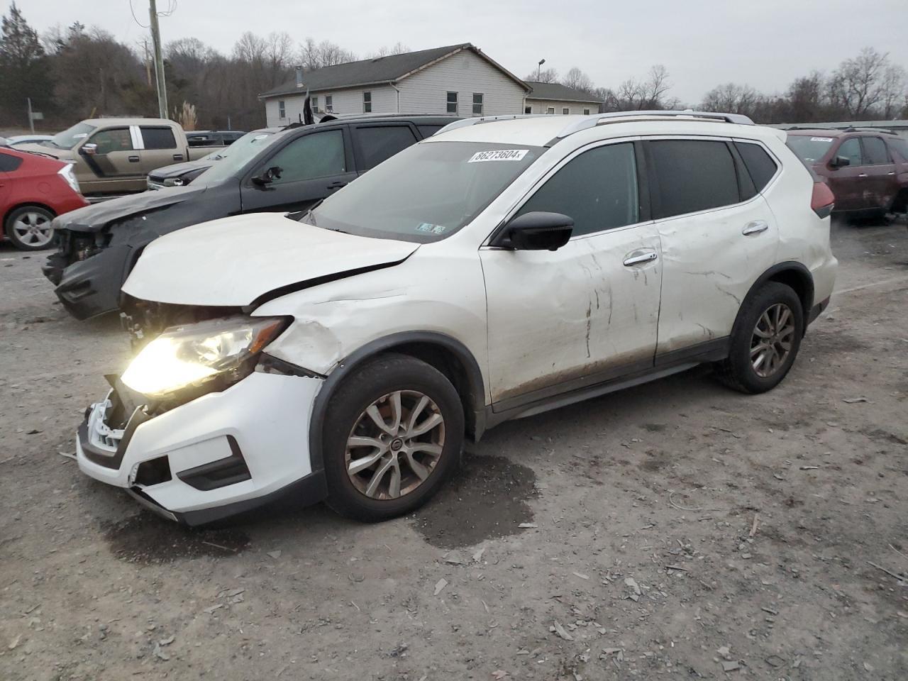 2018 NISSAN ROGUE S