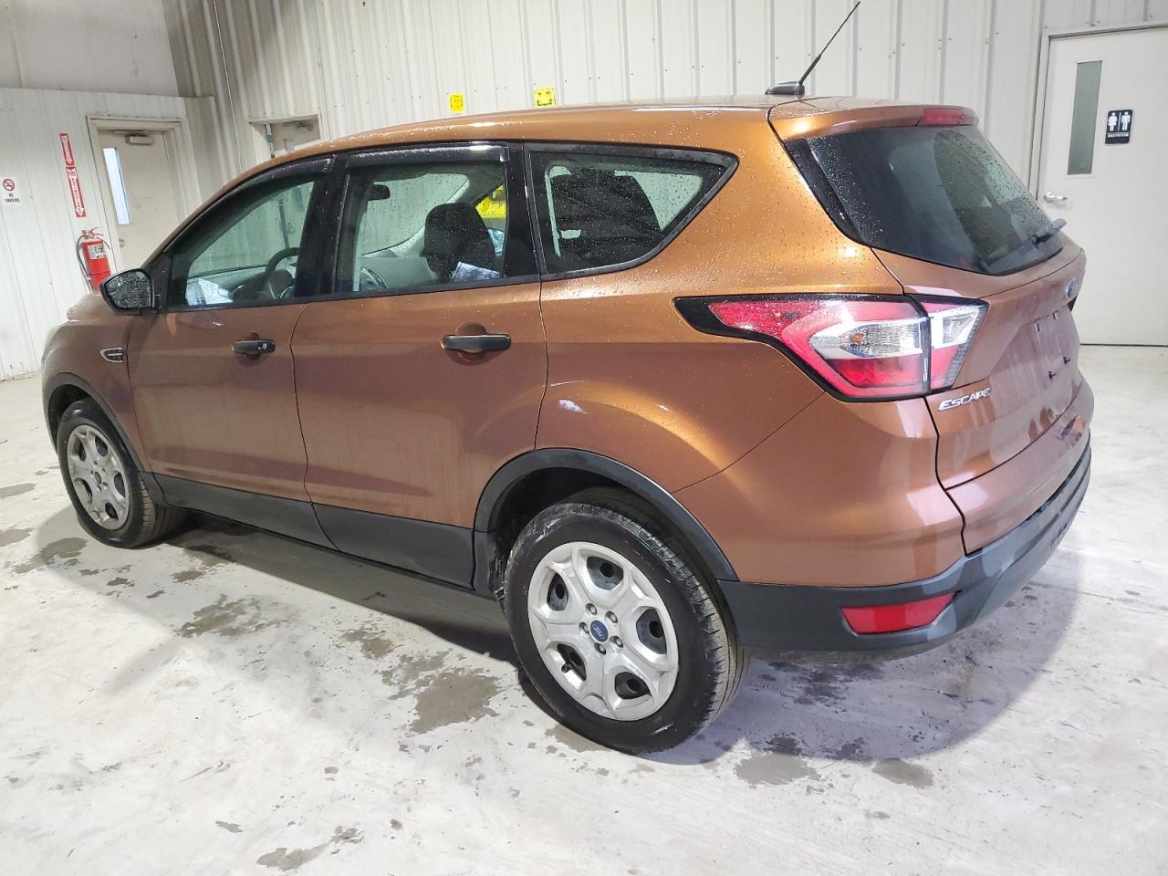 2017 FORD ESCAPE S - Image 2