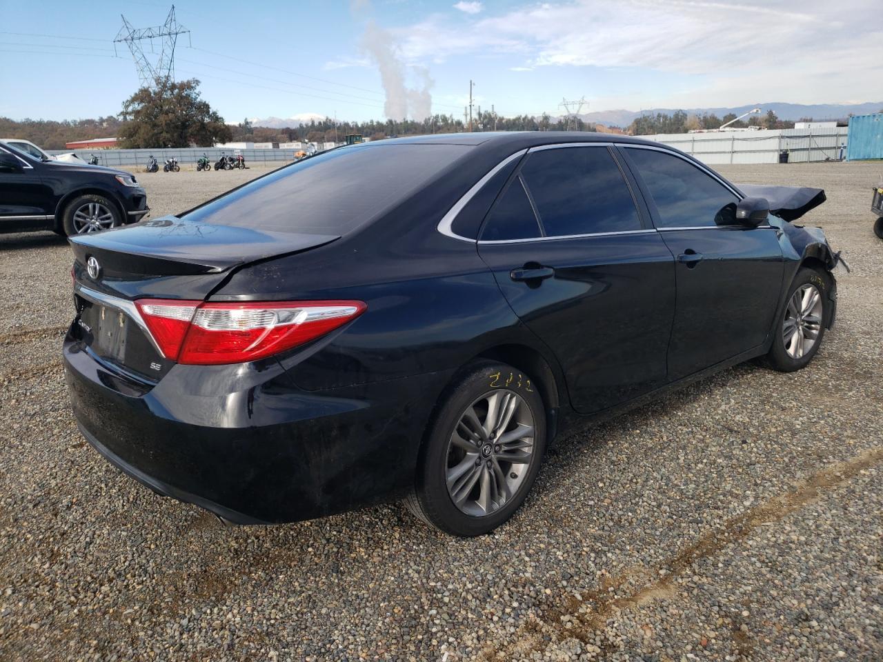 2016 TOYOTA CAMRY LE - Image 3