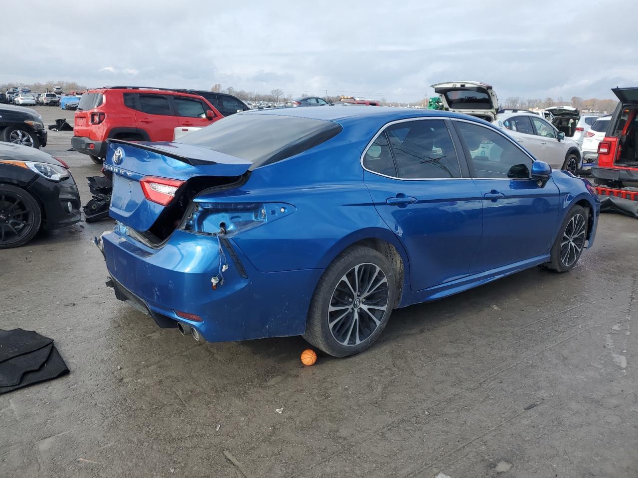 2018 TOYOTA CAMRY L - Image 3