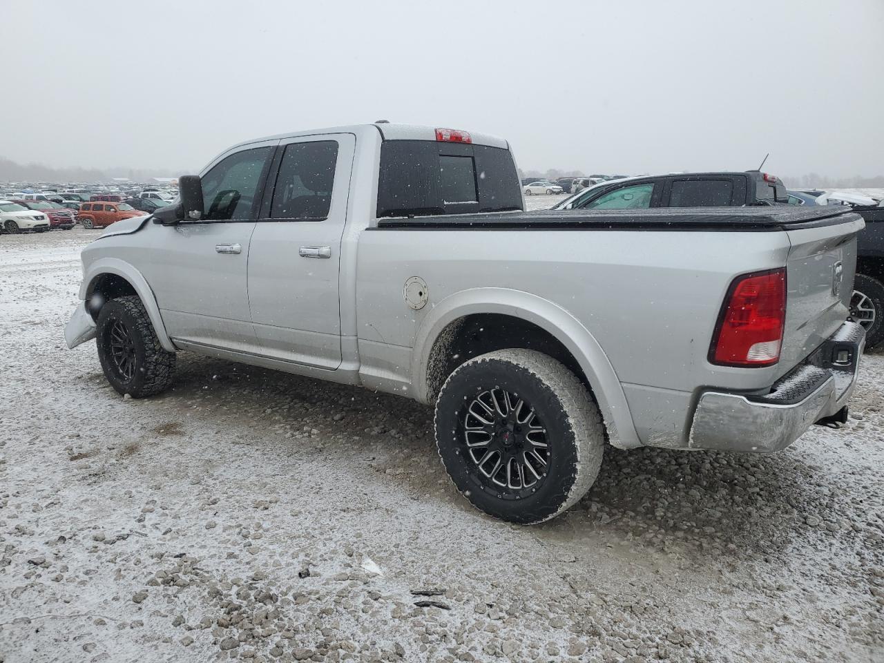 2015 RAM 1500 SLT - Image 2