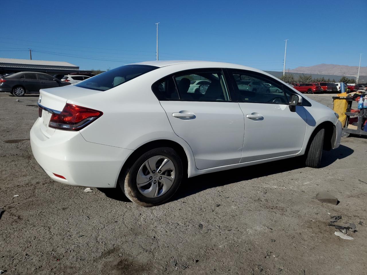 2015 HONDA CIVIC LX - Фото 3