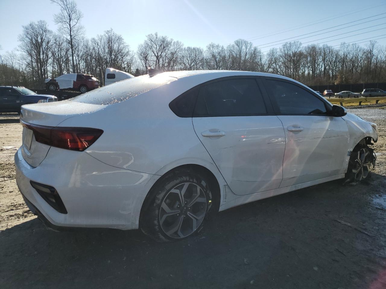 2020 KIA FORTE FE - Фото 3
