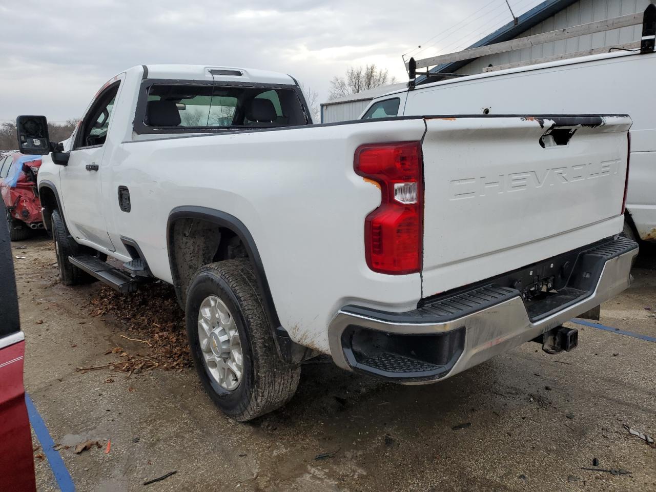 2024 CHEVROLET SILVERADO - Image 2