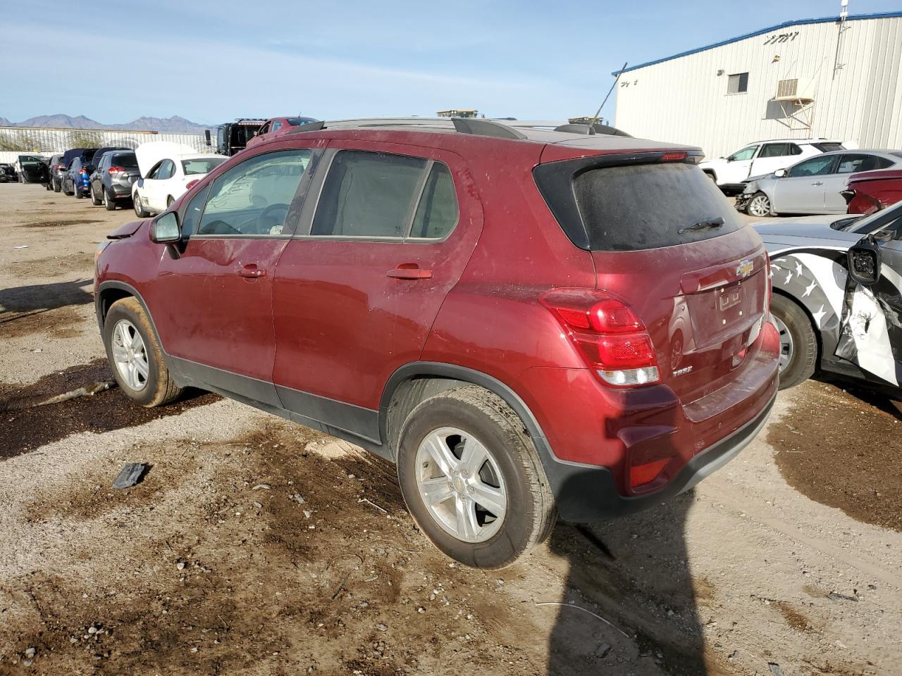 2021 CHEVROLET TRAX 1LT - Image 2
