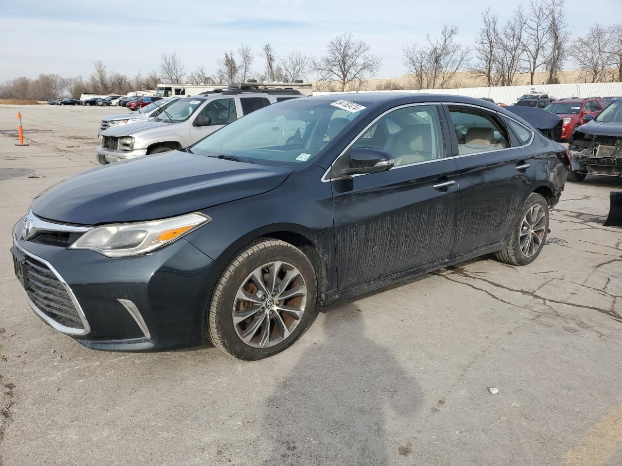 2016 TOYOTA AVALON XLE