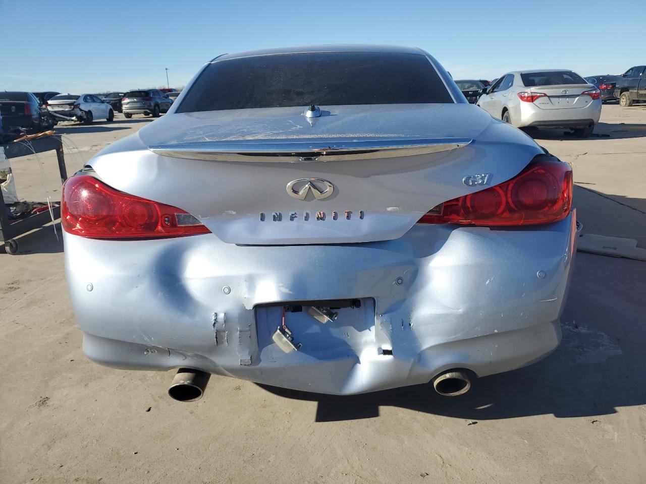 2011 INFINITI G37 BASE - Фото 6