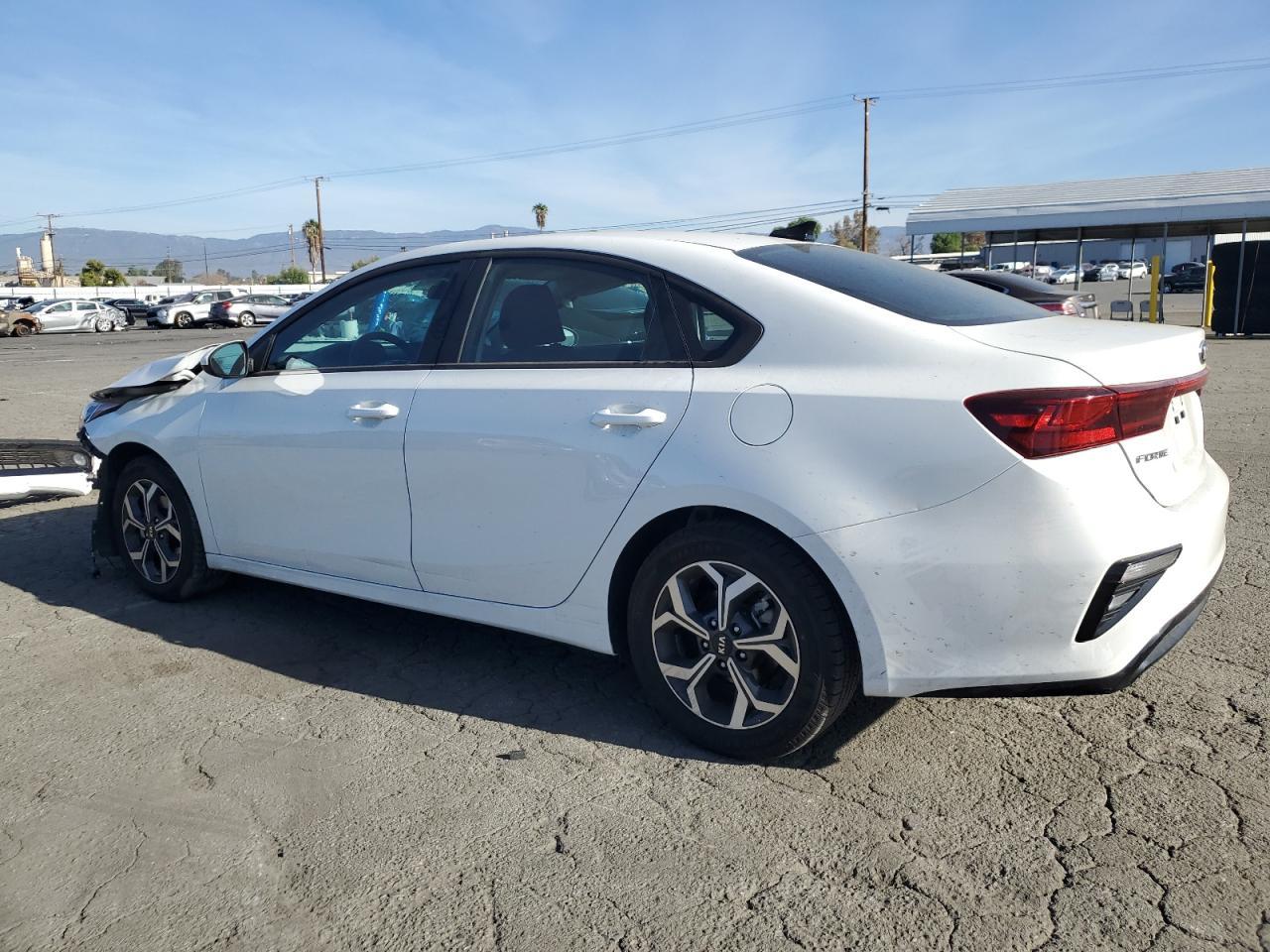 2021 KIA FORTE FE - Image 2