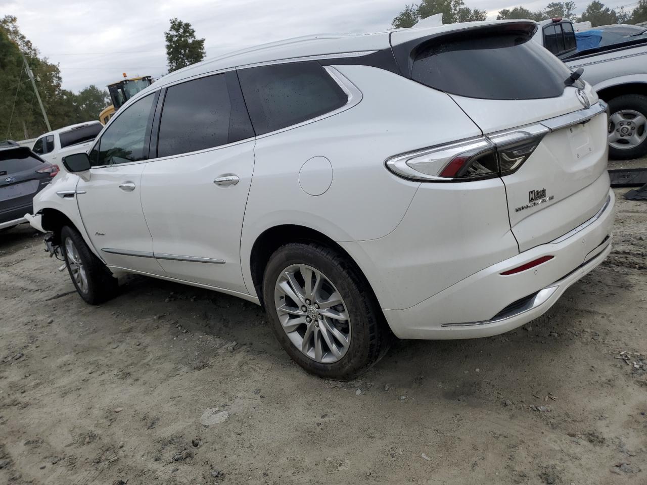 2023 BUICK ENCLAVE AV - Image 2