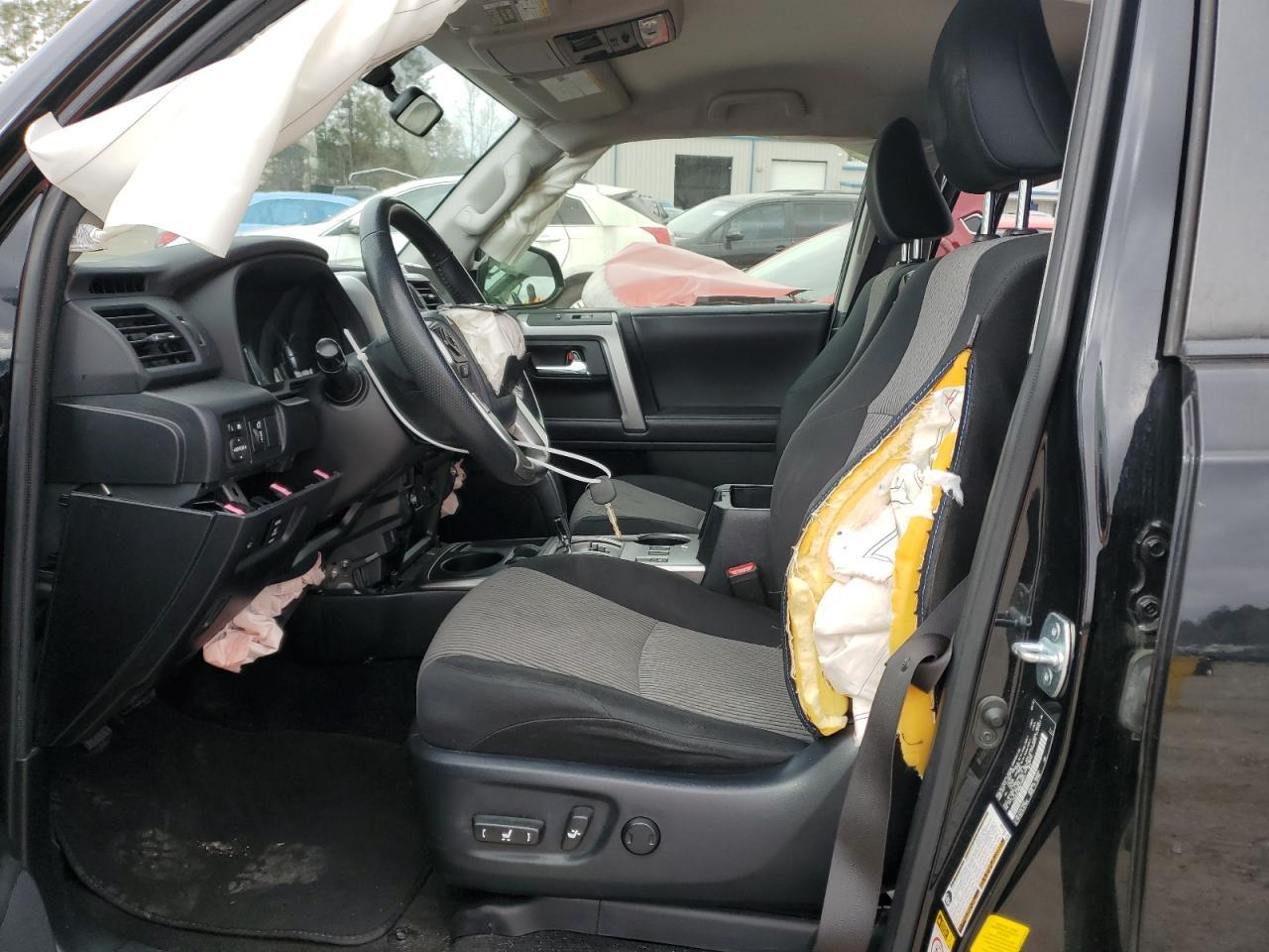 2019 TOYOTA 4RUNNER SR - Фото 7