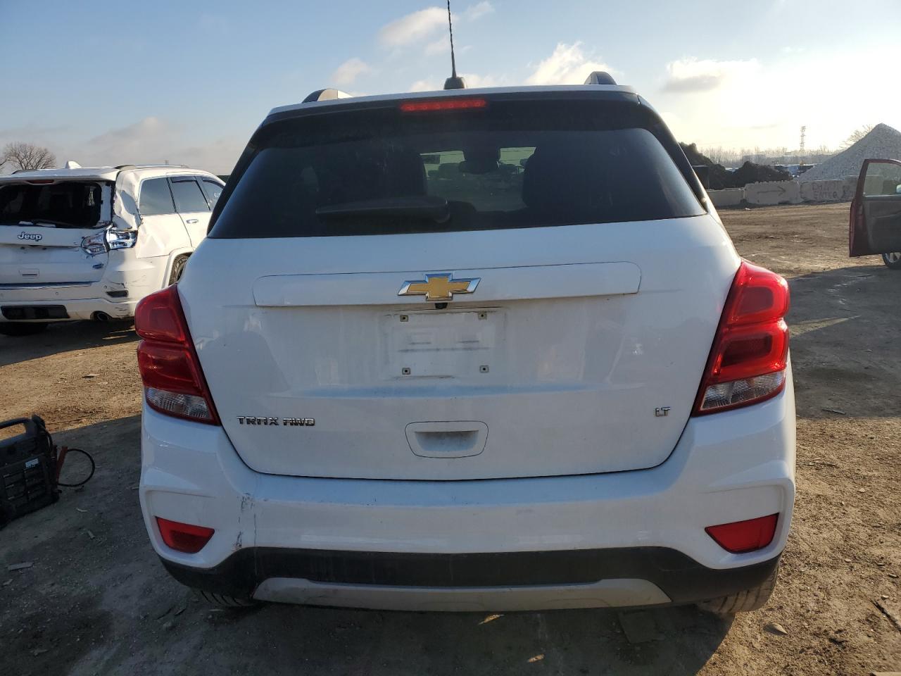2019 CHEVROLET TRAX 1LT - Фото 6