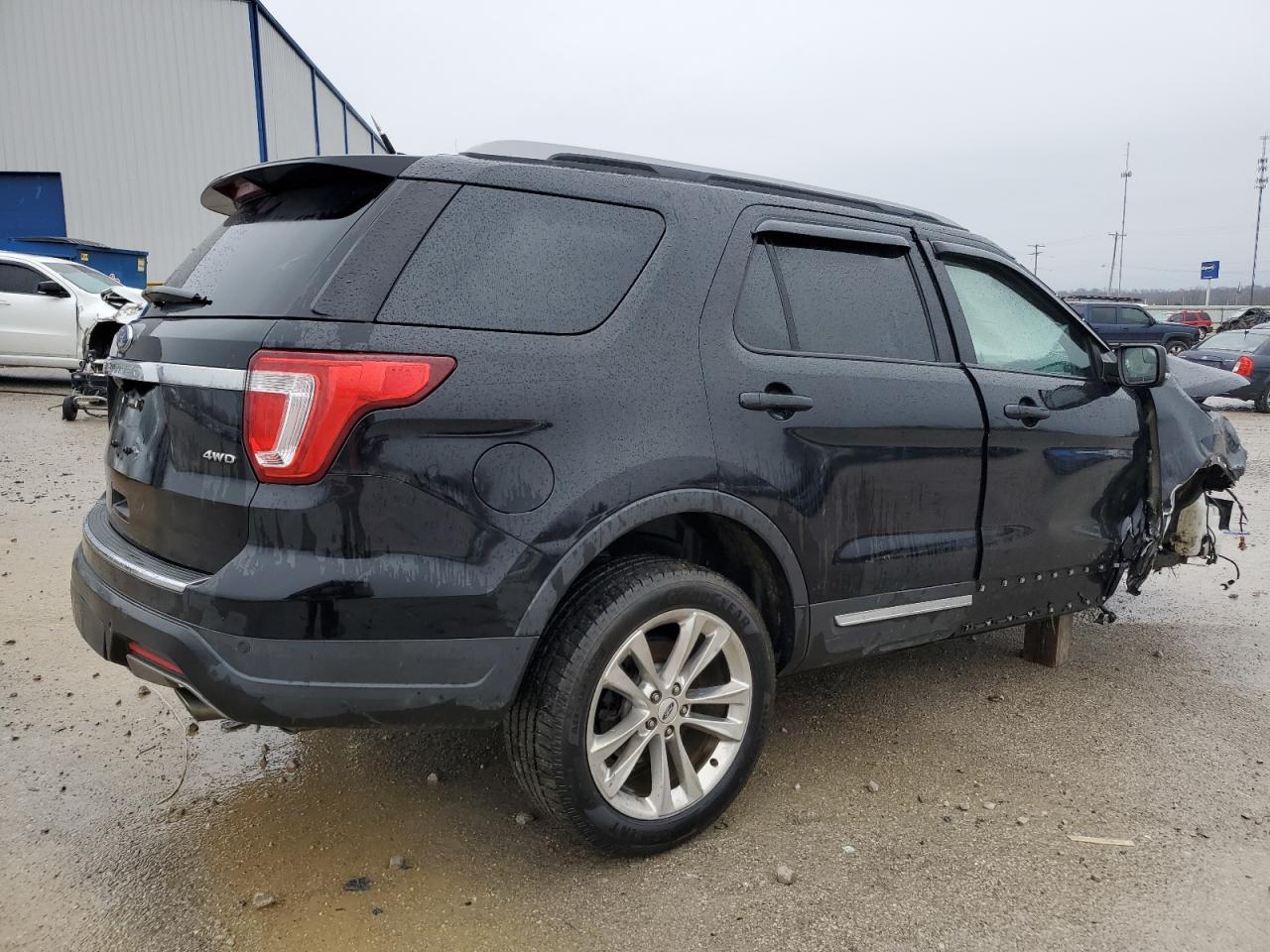 2018 FORD EXPLORER X - Фото 3